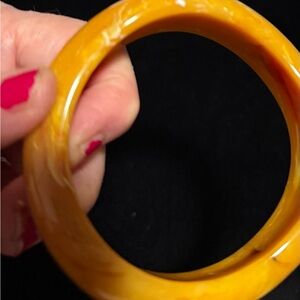 Vintage Marbled Yellow Bangle Bracelet